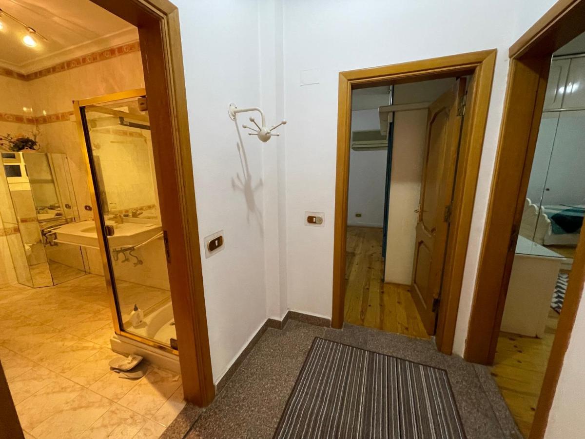 Heliopolis Modern 2Bdr Apartment Kairo Bagian luar foto