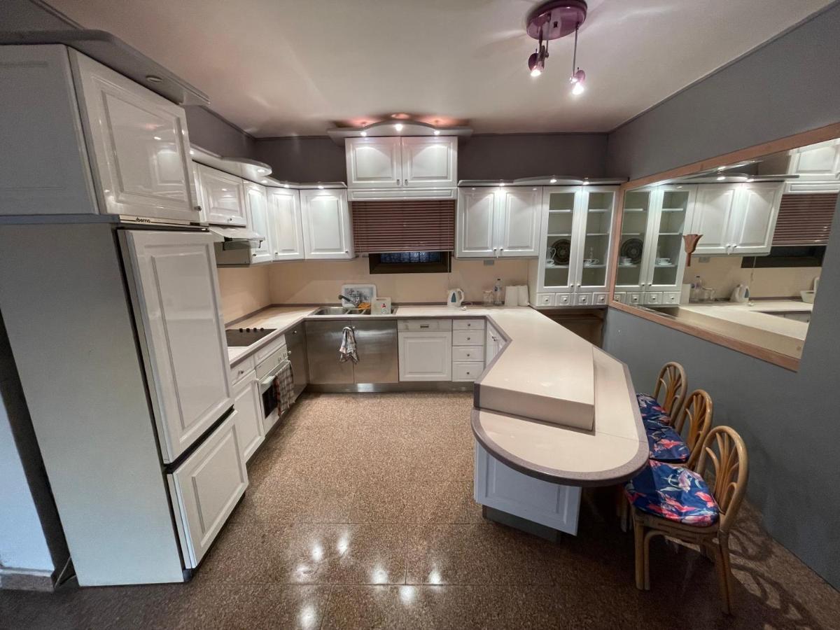 Heliopolis Modern 2Bdr Apartment Kairo Bagian luar foto